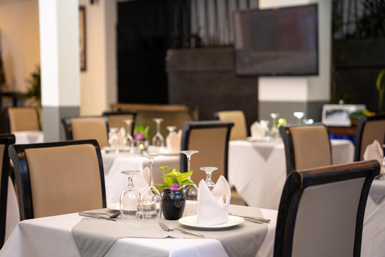Popular Hotel & Spa Siem Reap Luaran gambar